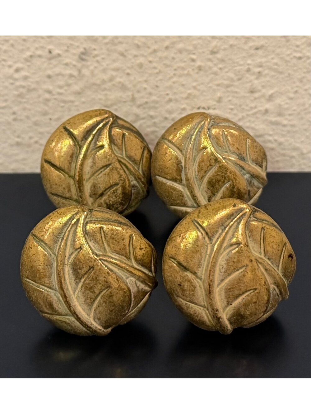 Vintage Brass LEAF CABINET KNOB PULL Petina Set Of 4